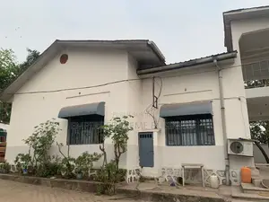 5chbre Villa dans Empire Supreme, Ngaliema à Vendre