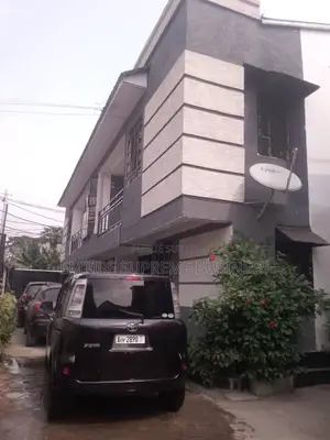 12chbre Villa dans Empire Supreme, Ngaliema à Vendre