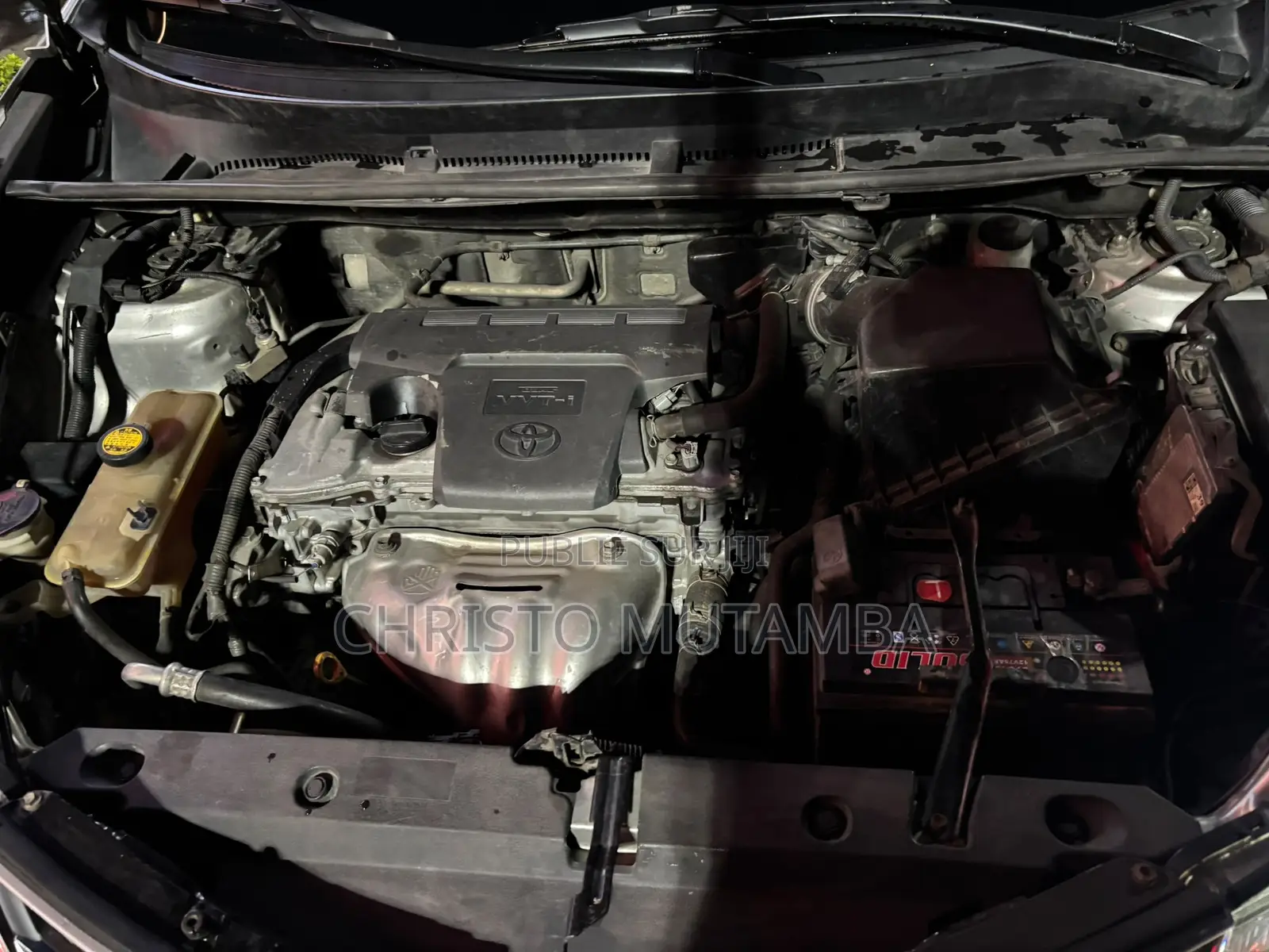 Toyota RAV4 XLE 4dr SUV AWD (2.5L 4cyl 6A) 2015 Gris