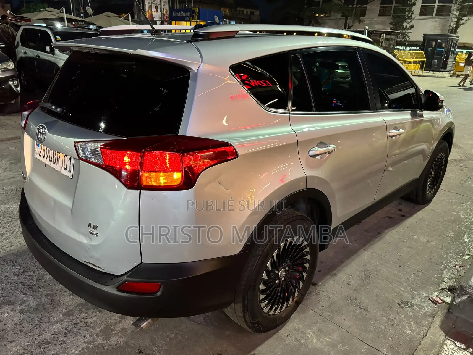Toyota RAV4 XLE 4dr SUV AWD (2.5L 4cyl 6A) 2015 Gris