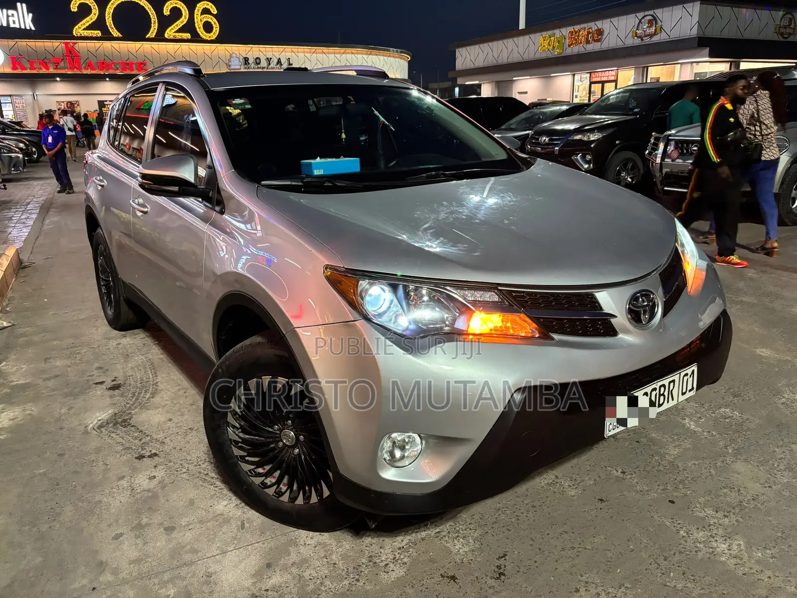 Toyota RAV4 XLE 4dr SUV AWD (2.5L 4cyl 6A) 2015 Gris
