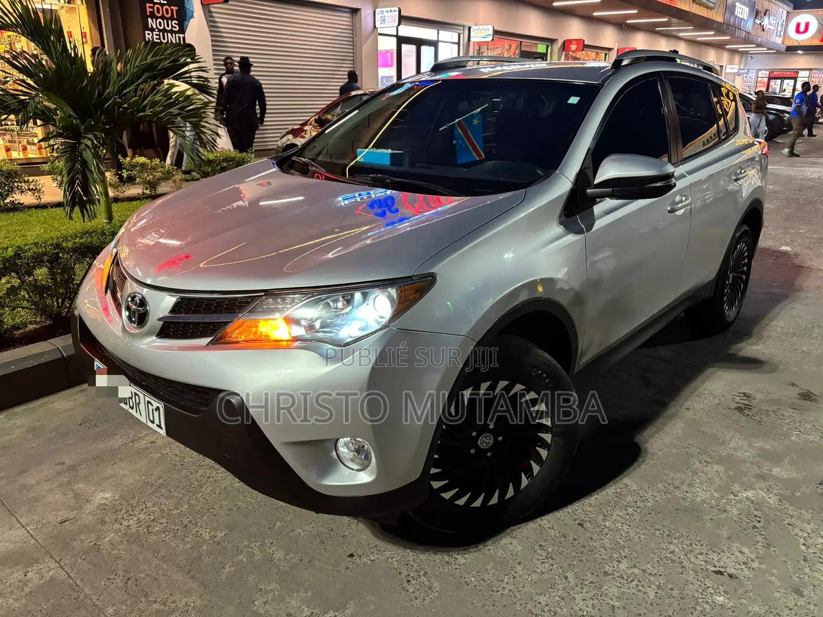 Toyota RAV4 XLE 4dr SUV AWD (2.5L 4cyl 6A) 2015 Gris