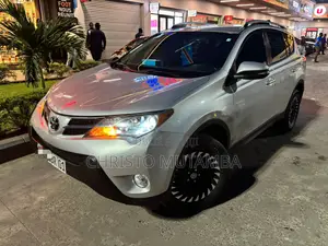 Toyota RAV4 XLE 4dr SUV AWD (2.5L 4cyl 6A) 2015 Gris