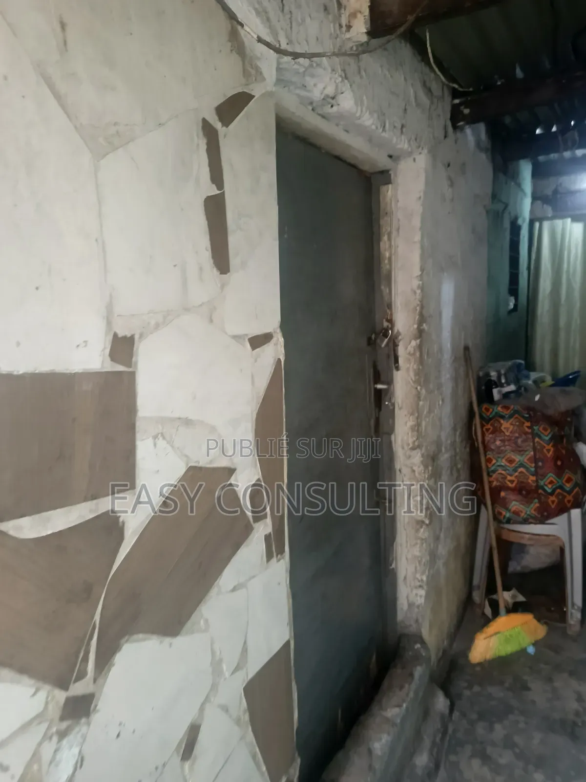 2chbre Villa dans Kianza, Ngaba à Vendre