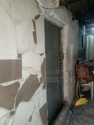 2chbre Villa dans Kianza, Ngaba à Vendre