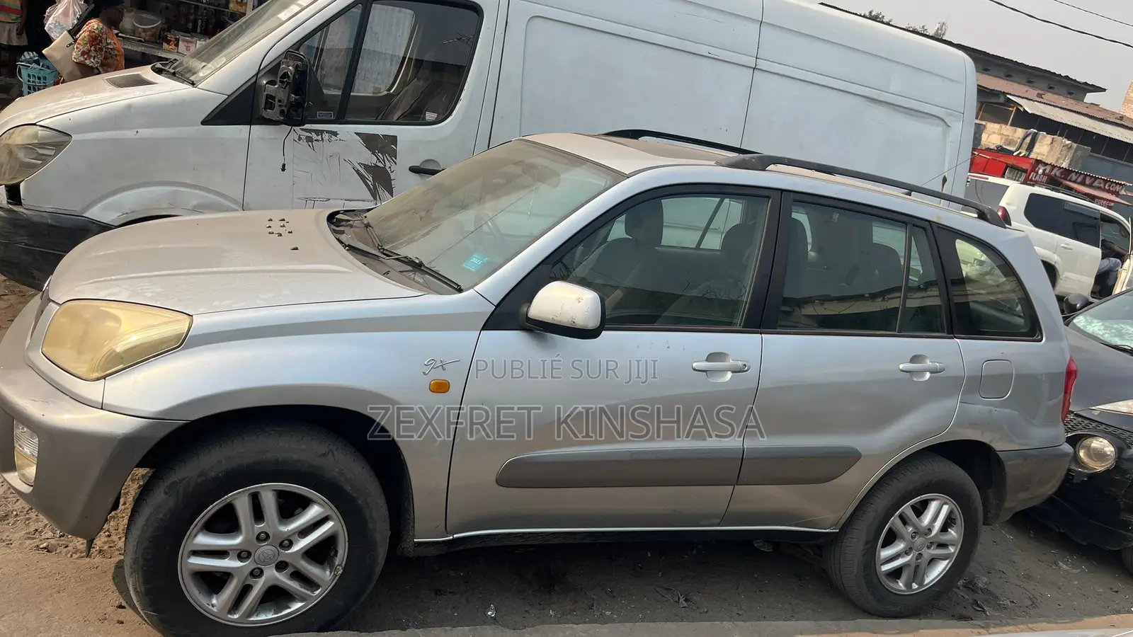 Toyota Sous-verre 2003 Gris