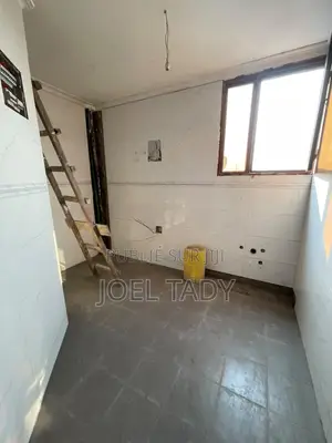 2chbre Appartement dans Empire Supreme, Kintambo à Louer