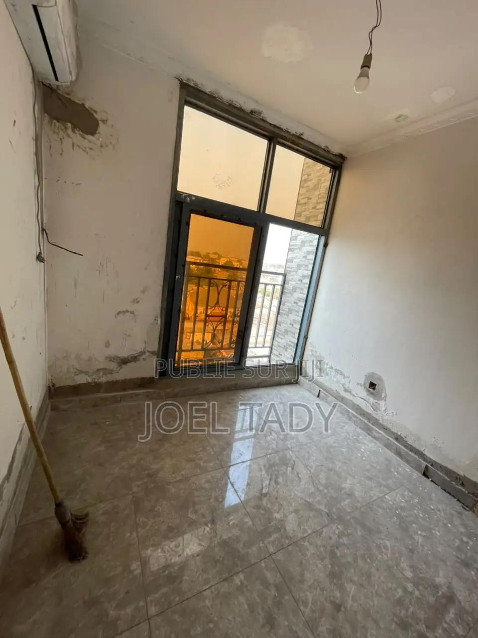 2chbre Appartement dans Empire Supreme, Kintambo à Louer