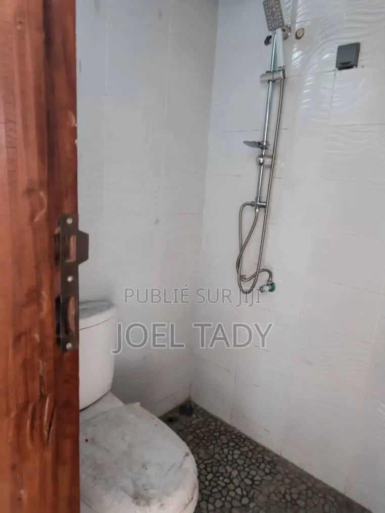 2chbre Appartement dans Empire Supreme, Limete à Louer