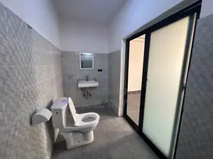 2chbre Appartement dans Empire Supreme, Kintambo à Louer