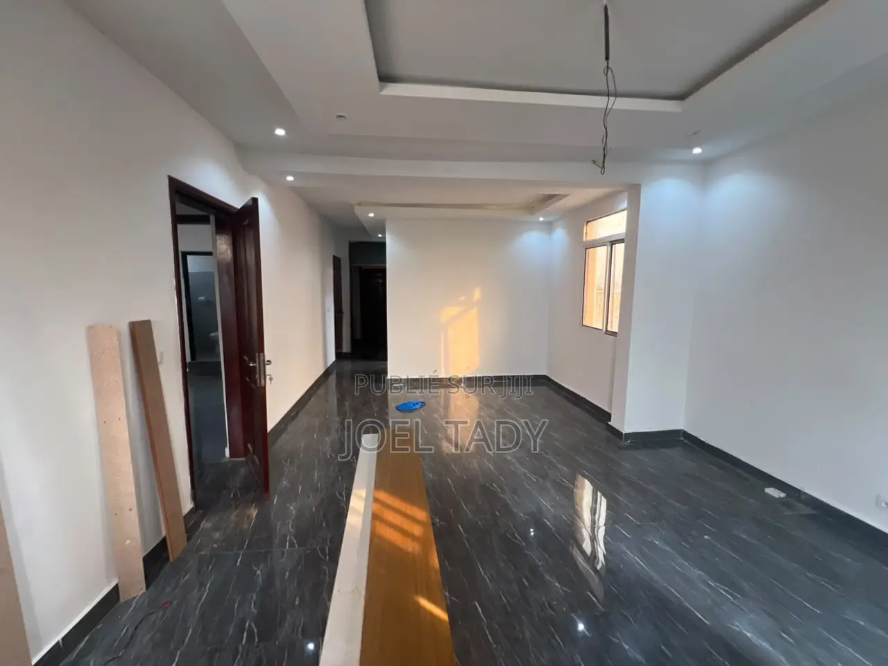 2chbre Appartement dans Empire Supreme, Kintambo à Louer