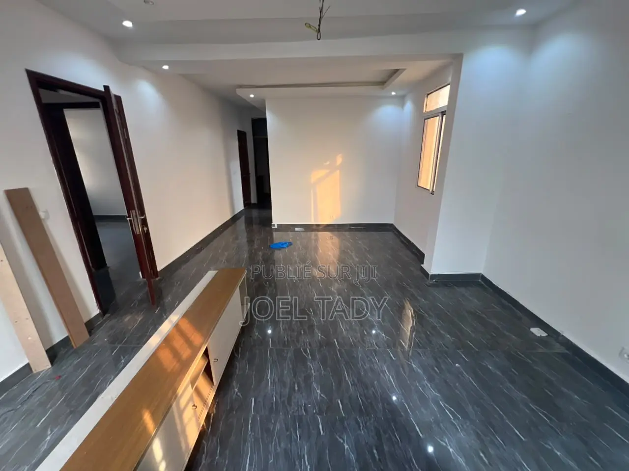 2chbre Appartement dans Empire Supreme, Kintambo à Louer