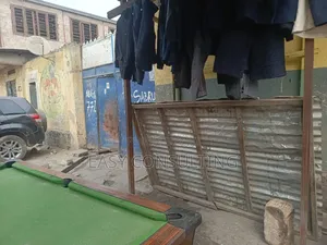 Deux Derniers Parties d'Une Parcelle en Vente Sur Macadam À Barumbu
