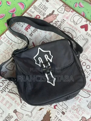 ​Sac Sacoche Trapstar Cobra - Noir (Neuf)