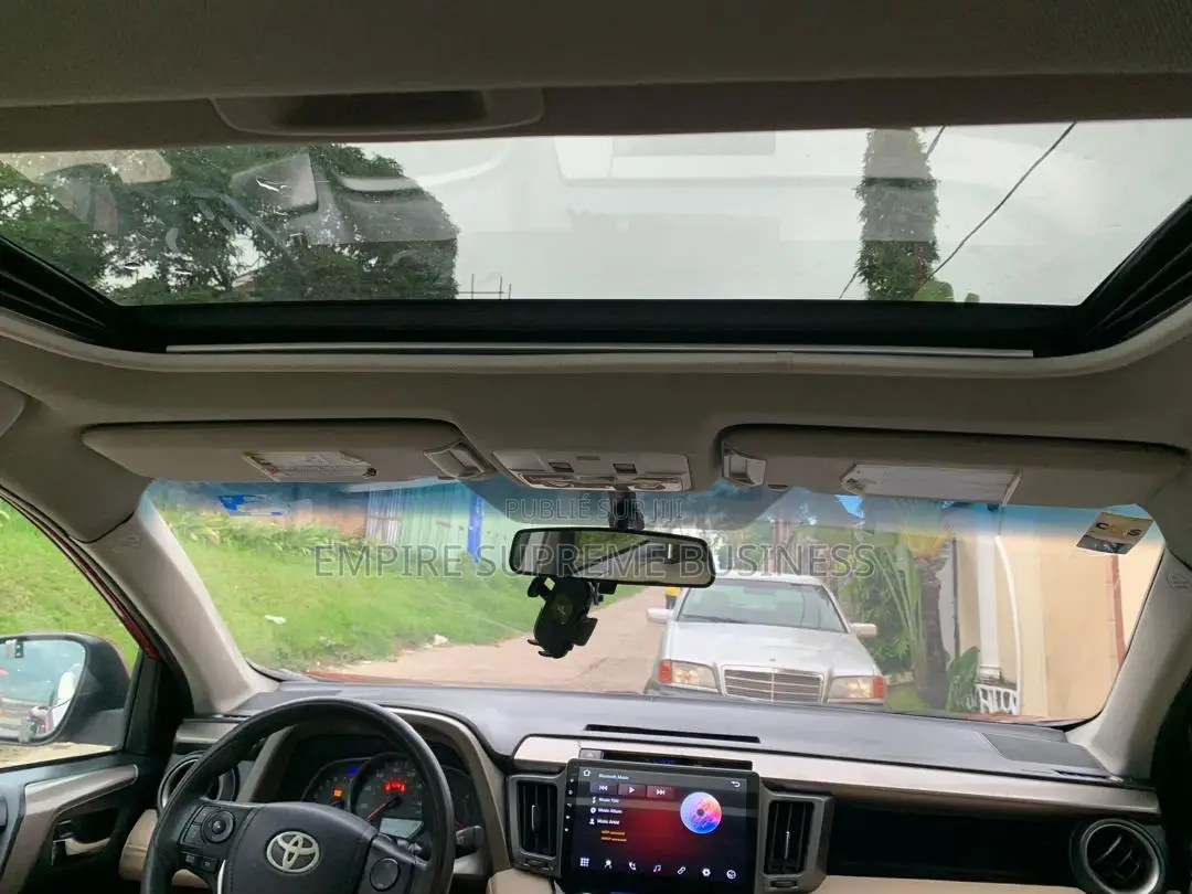 Toyota RAV4 2015 Rouge