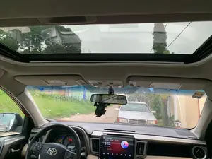 Toyota RAV4 2015 Rouge