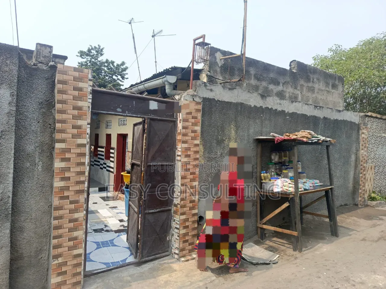 1chbre Villa dans Quartier 9, Ndjili à Vendre