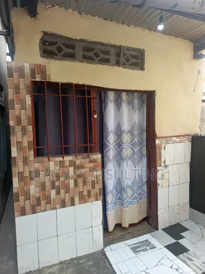 1chbre Villa dans Quartier 9, Ndjili à Vendre