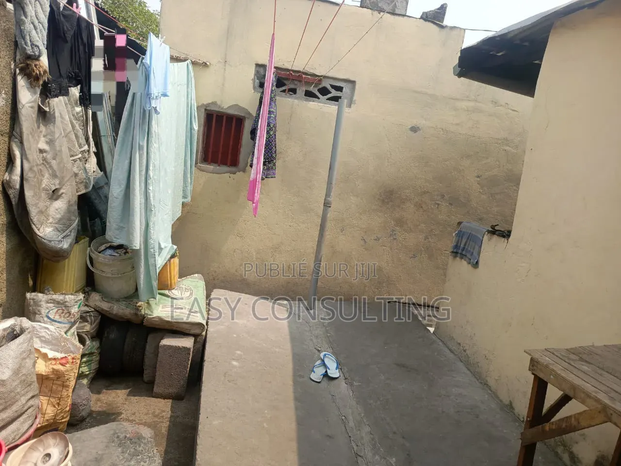 1chbre Villa dans Quartier 9, Ndjili à Vendre