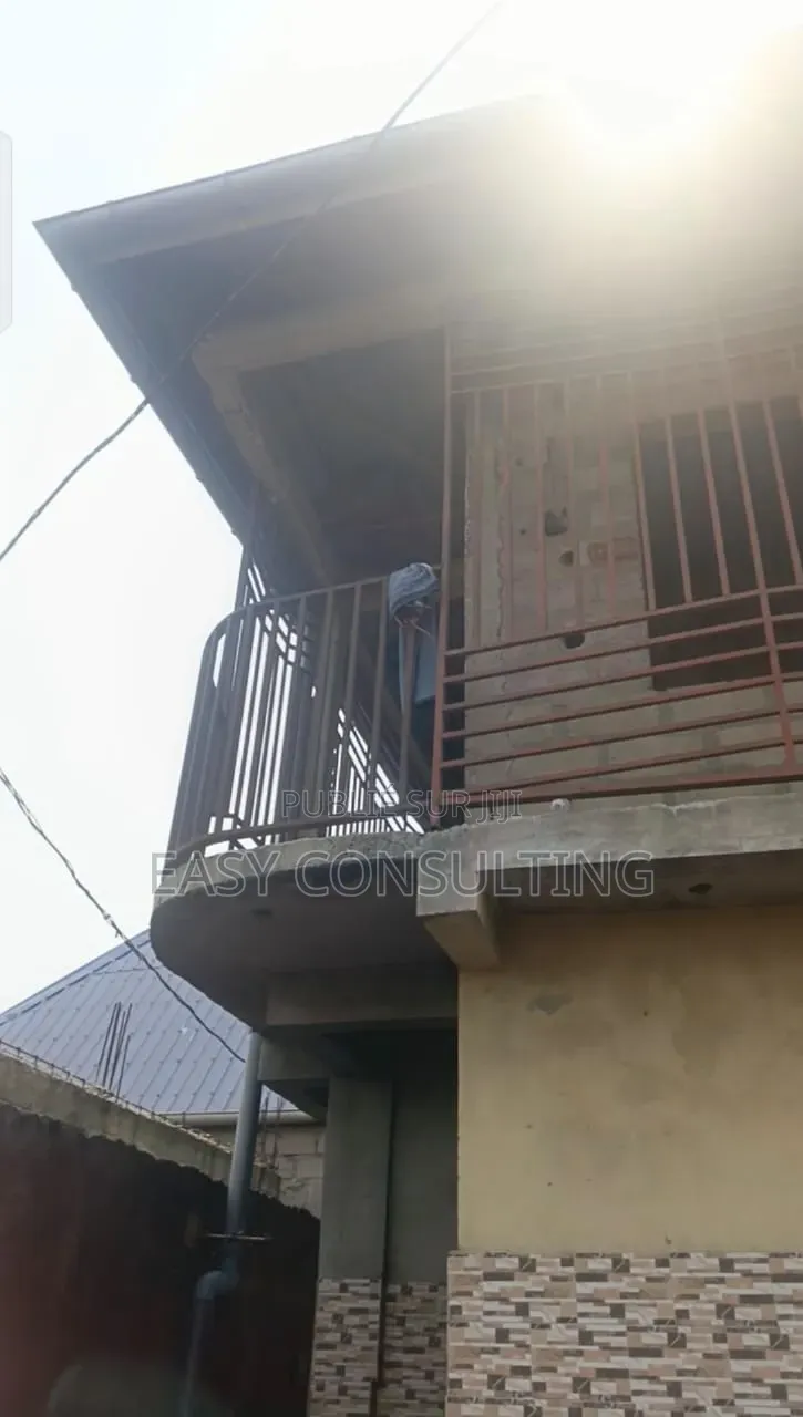2chbre Villa dans Quartier 13, Ndjili à Vendre