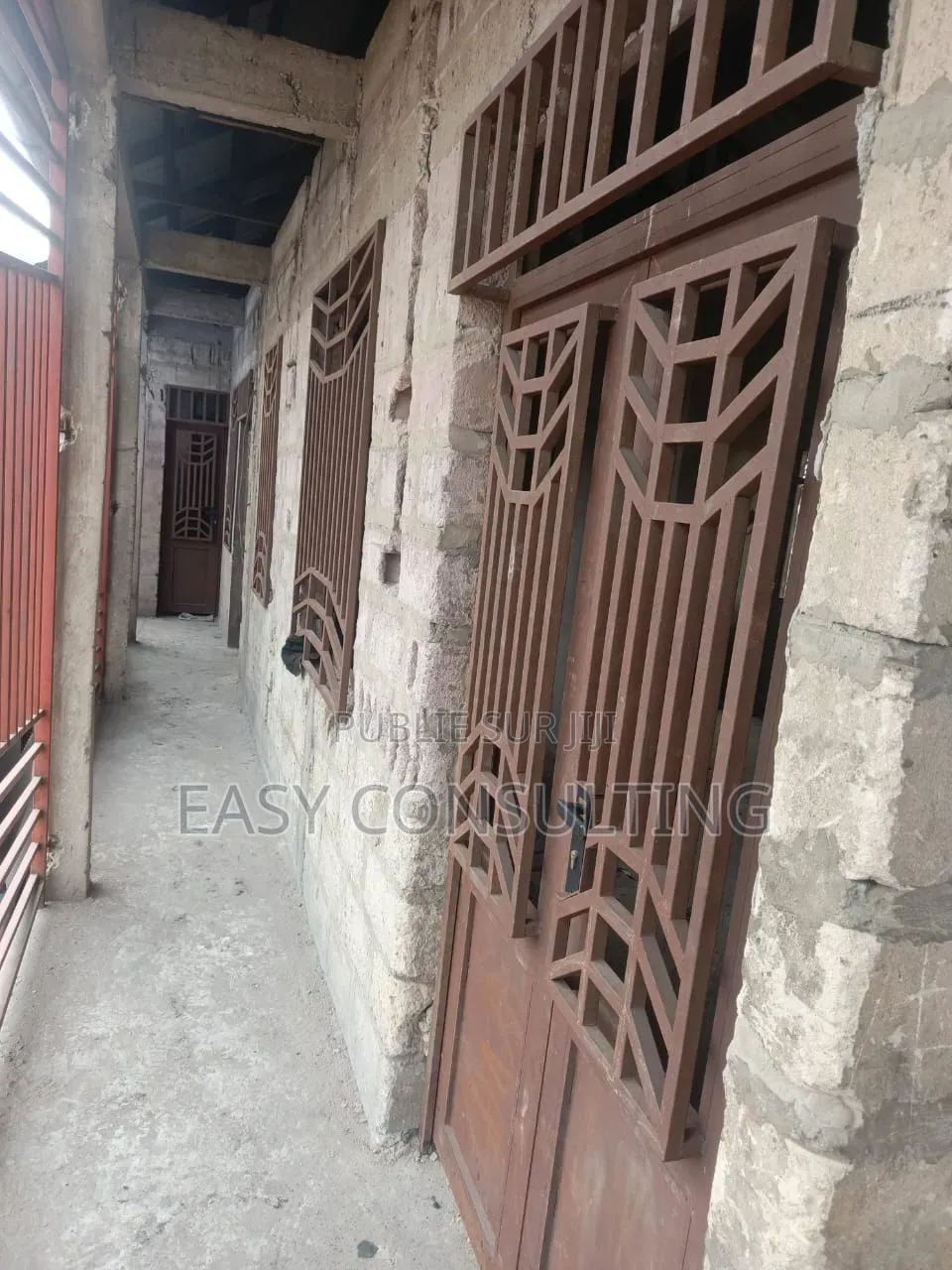 2chbre Villa dans Quartier 13, Ndjili à Vendre
