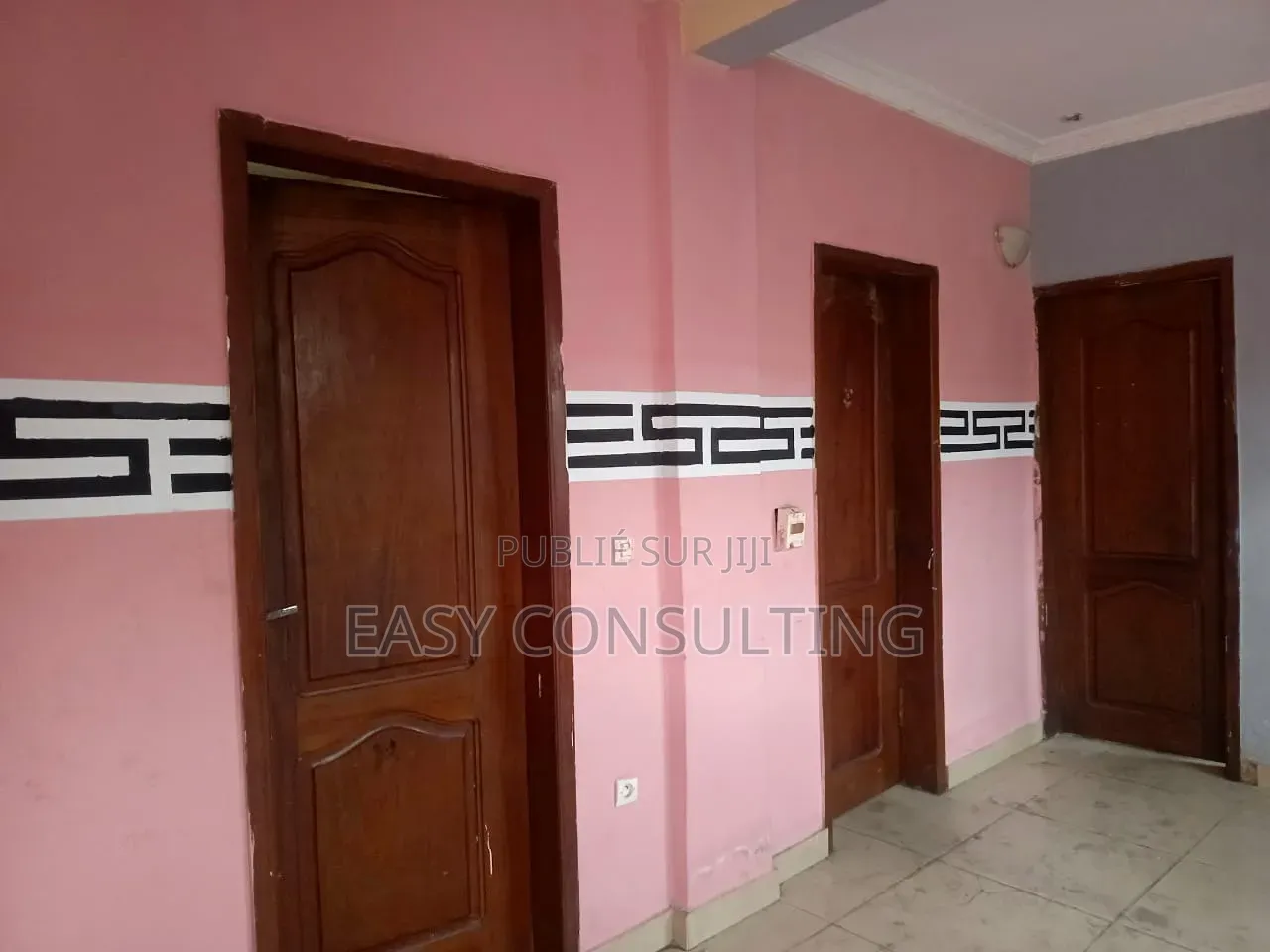 2chbre Villa dans Quartier 13, Ndjili à Vendre