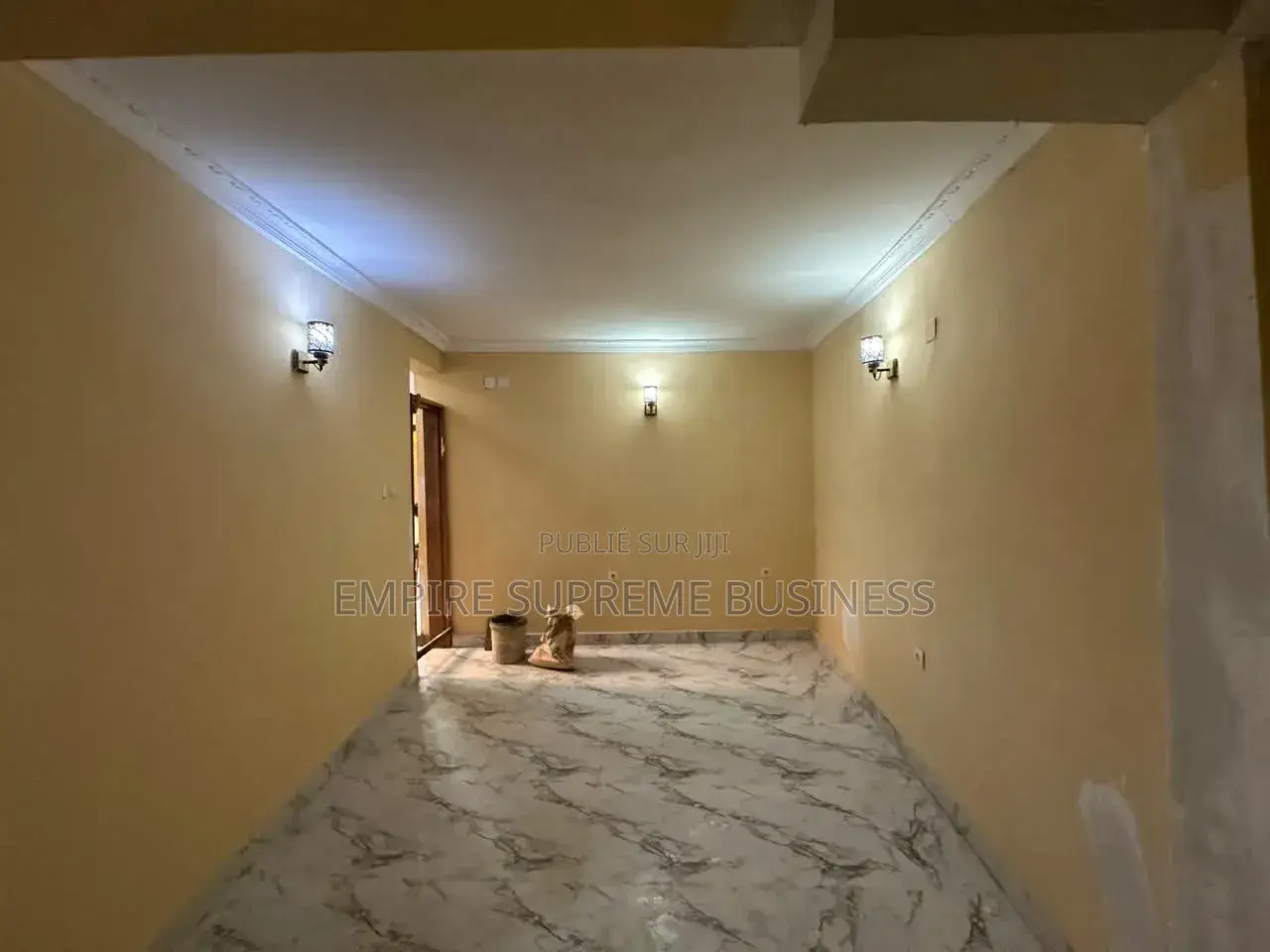 3chbre Appartement dans Empire Suprême, Ngaliema à Louer