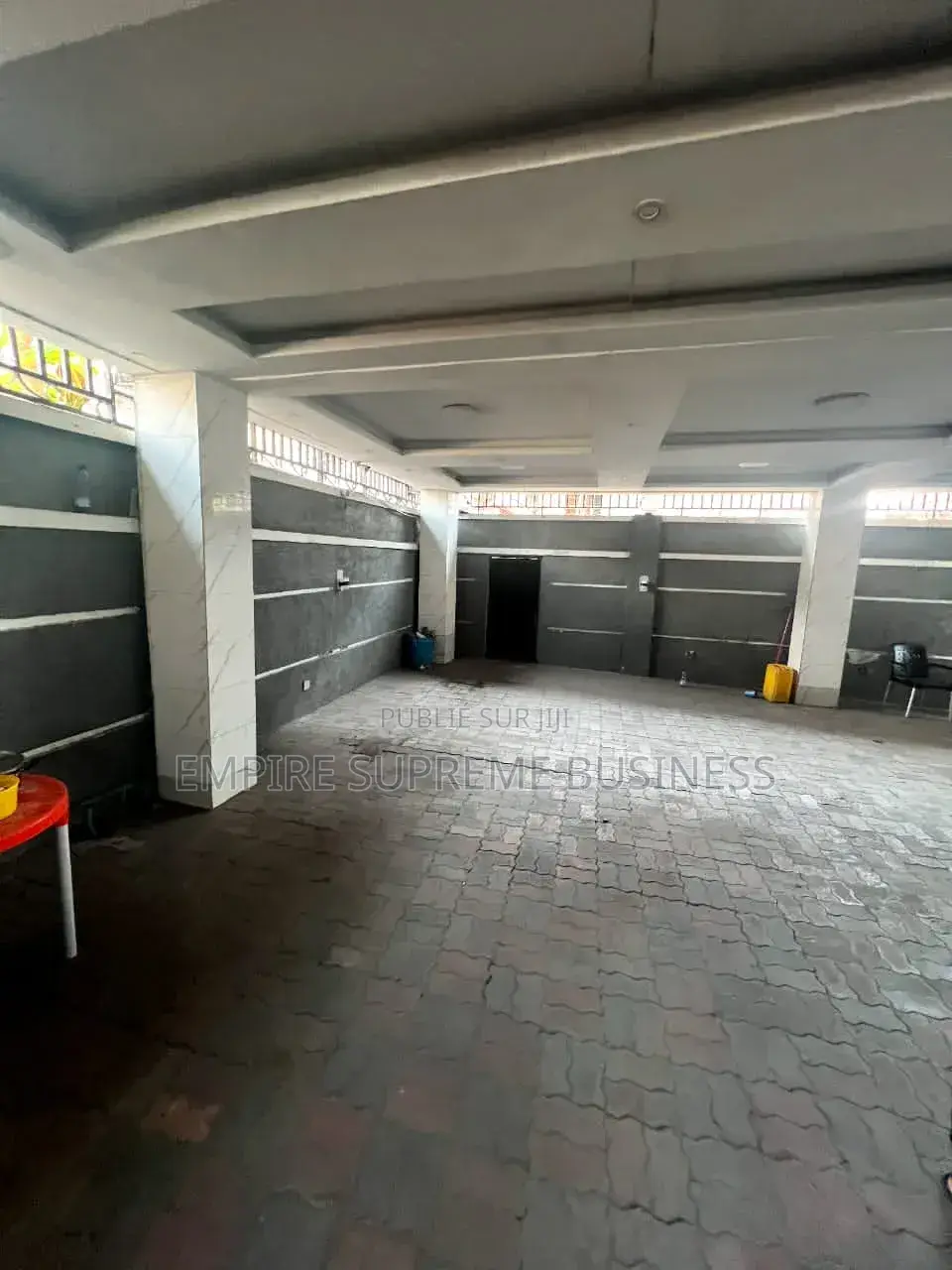 14chbre Blocs d'appartements dans Empire Suprême, Limete à Vendre