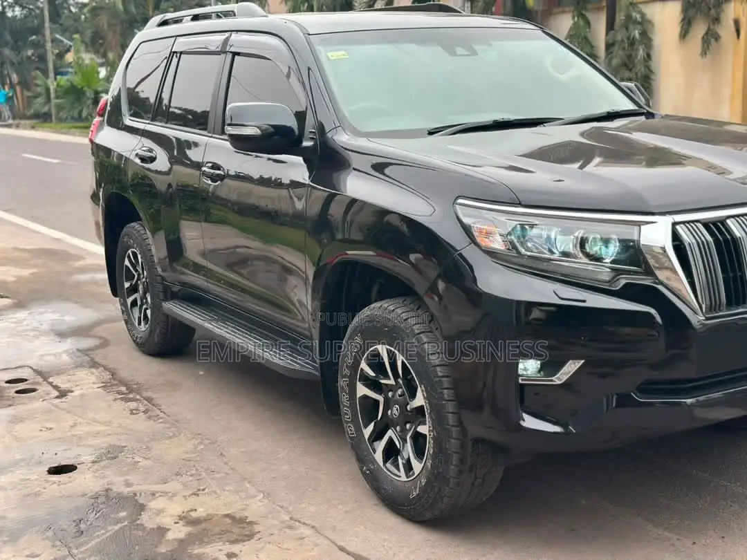 Toyota Land Cruiser Prado 2020 Gris