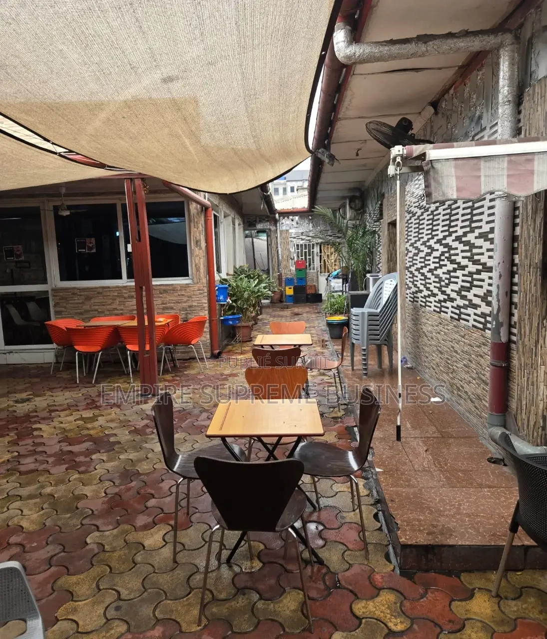 4chbre Villa dans Empire Supreme, Ngaliema à Vendre