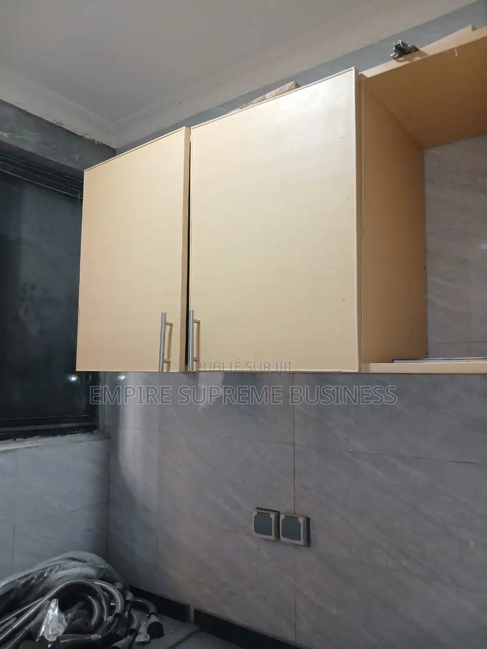 2chbre Appartement dans Kasa-Vubu à Louer