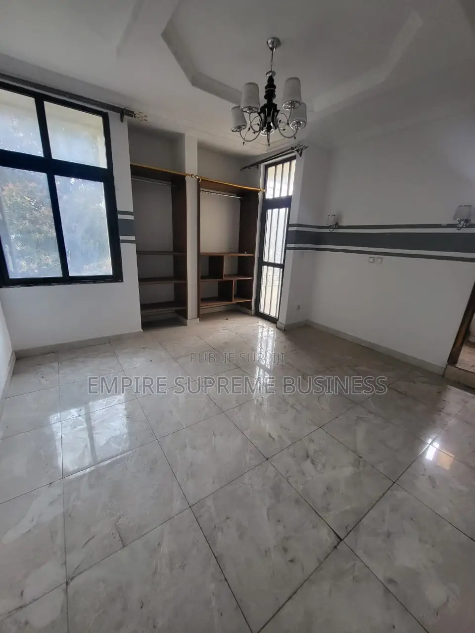 3chbre Appartement dans Empire Supreme, Kintambo à Louer