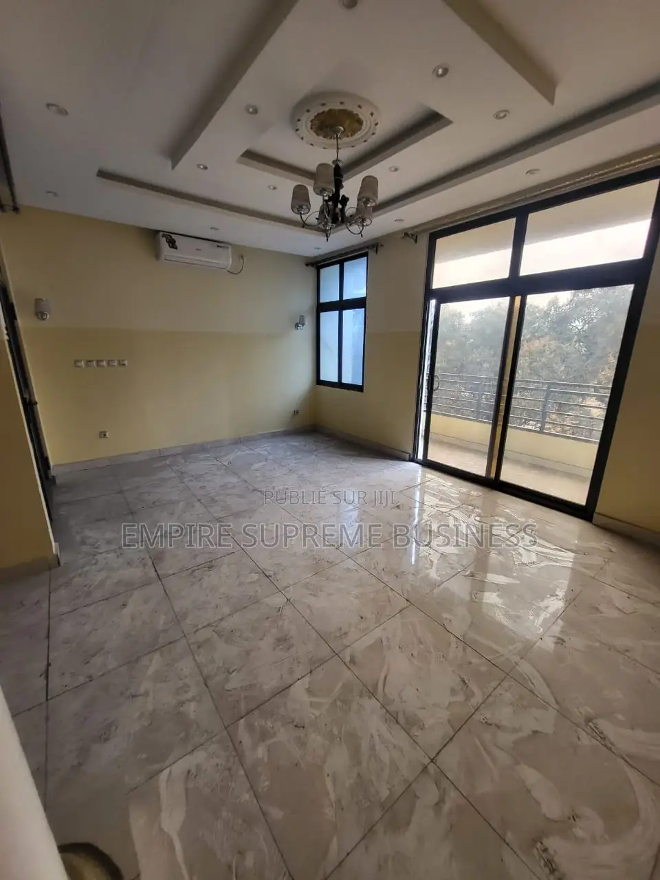3chbre Appartement dans Empire Supreme, Kintambo à Louer