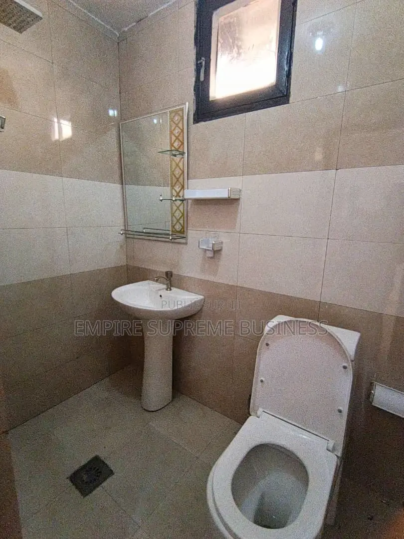 Un Appartement Meublé À Louer À Kintambo Bel Emplacement