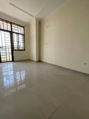 3chbre Appartement dans Empire Supreme, Ngaliema à Louer
