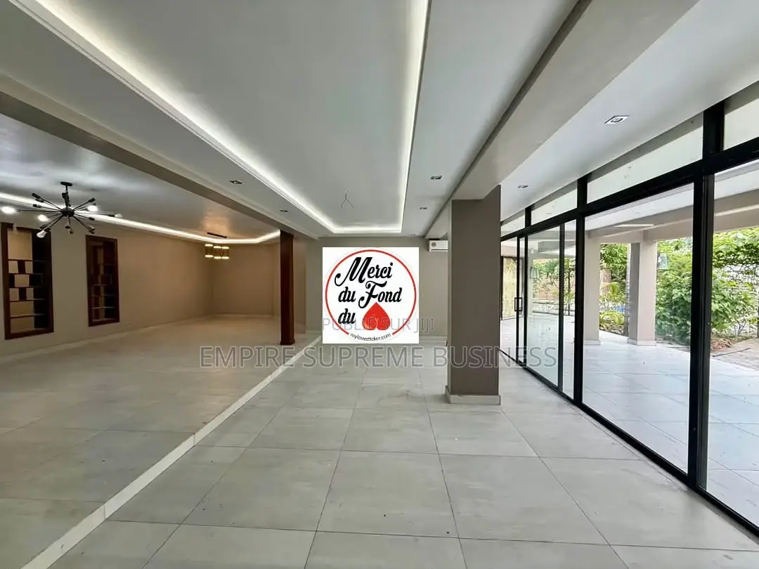 4chbre Villa dans Empire Supreme, Ngaliema à Vendre