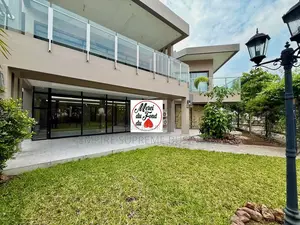 4chbre Villa dans Empire Supreme, Ngaliema à Vendre