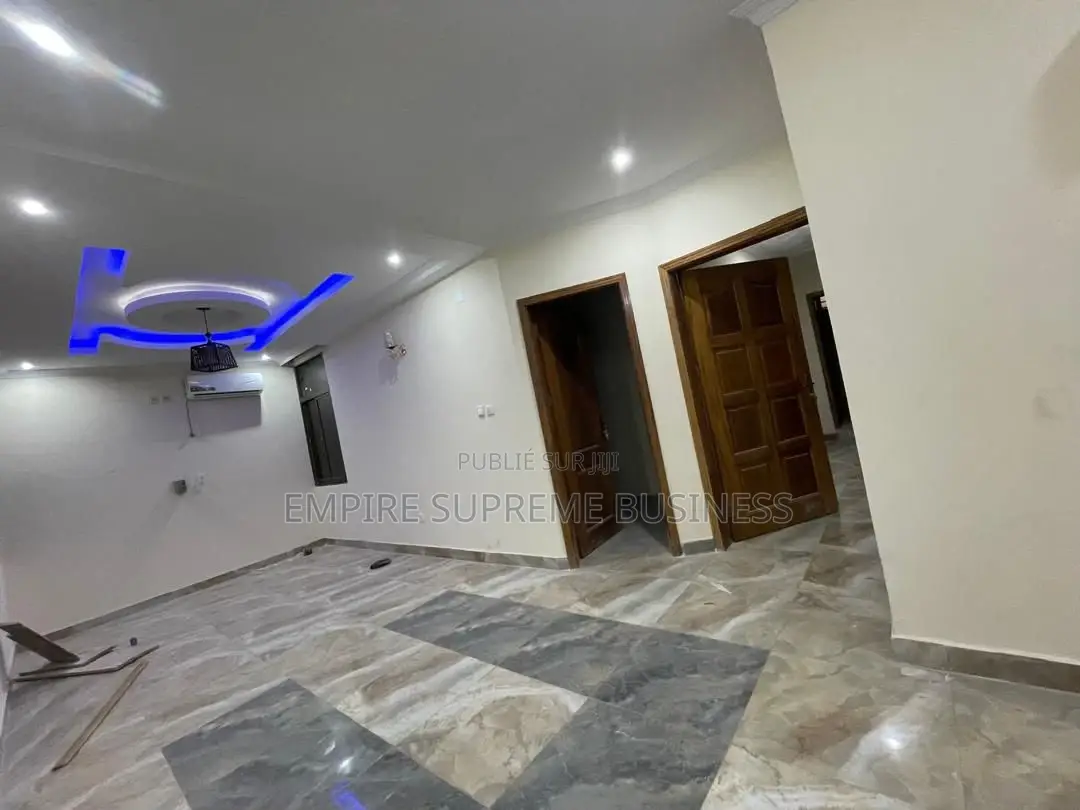 3chbre Appartement dans Empire Supreme, Kintambo à Vendre