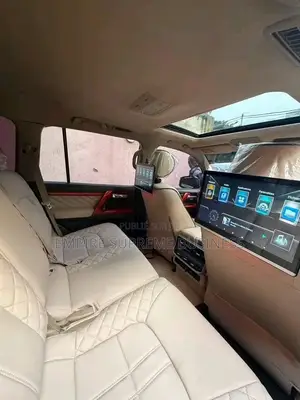 Toyota Land Cruiser 2024 Noir