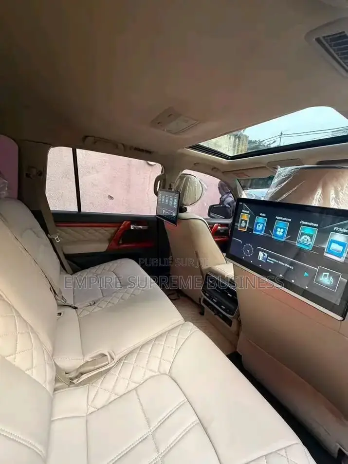 Toyota Land Cruiser 2024 Noir