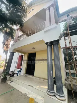 5chbre Villa dans Empire Supreme, Ngaliema à Vendre