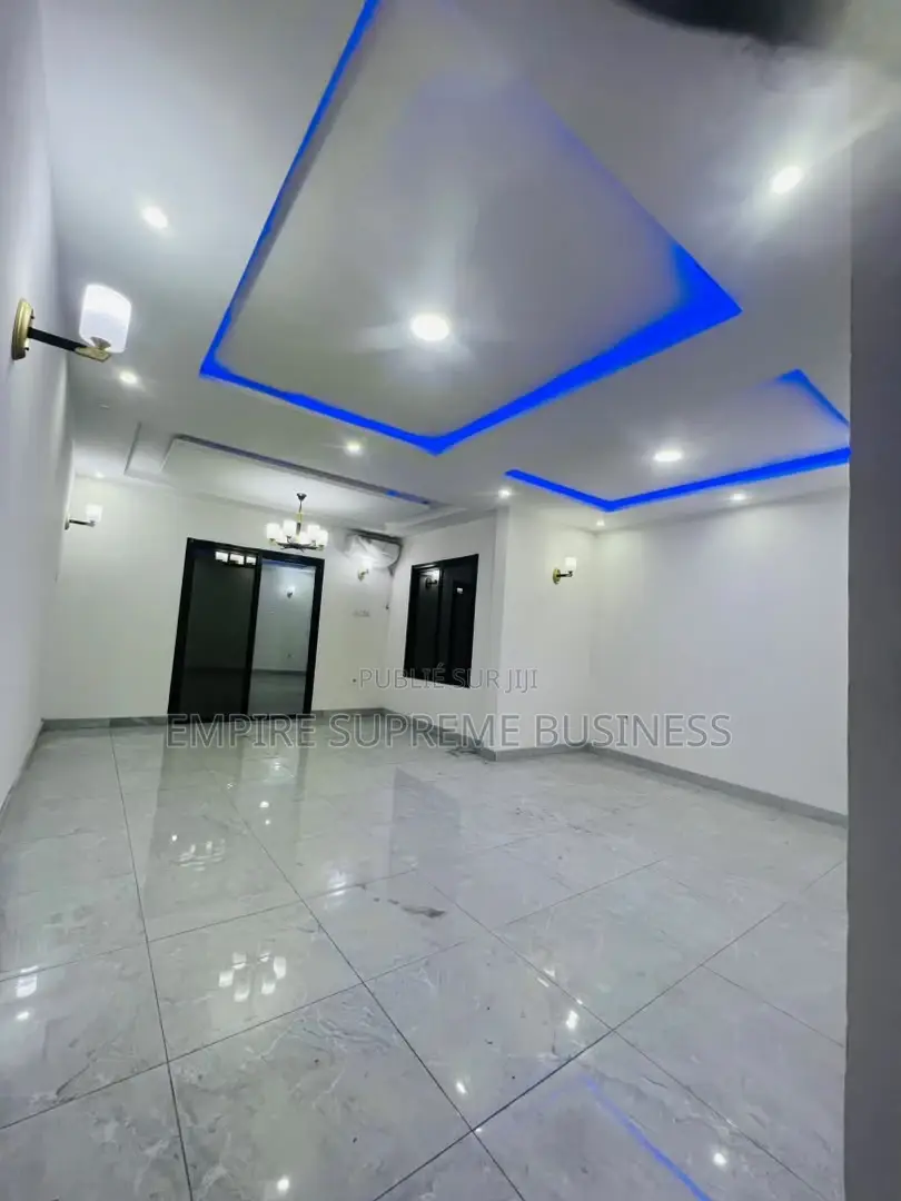 3chbre Appartement dans Empire Supreme, Ngaliema à Louer