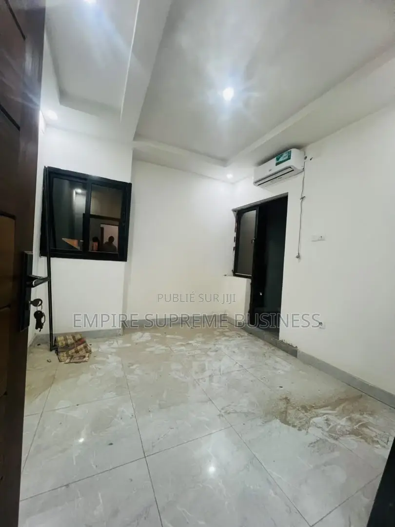 3chbre Appartement dans Empire Supreme, Ngaliema à Louer