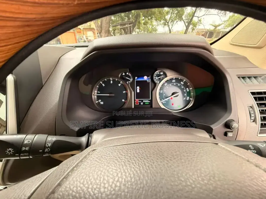 Toyota Land Cruiser Prado 2022 Rouge