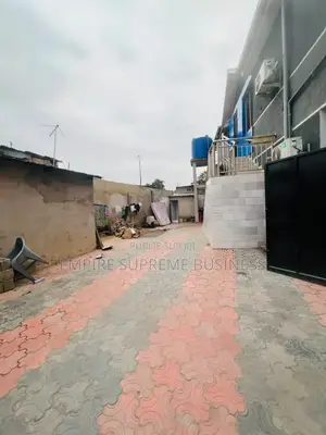 6chbre Blocs d'appartements dans Empire Supreme, Ngaliema à Vendre