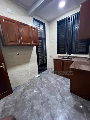 2chbre Appartement dans Empire Supreme, Ngaliema à Louer