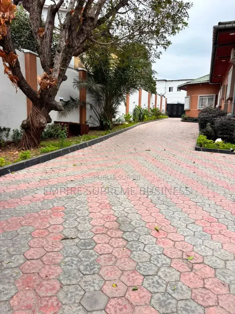 4chbre Villa dans Empire Supreme, Ngaliema à Louer