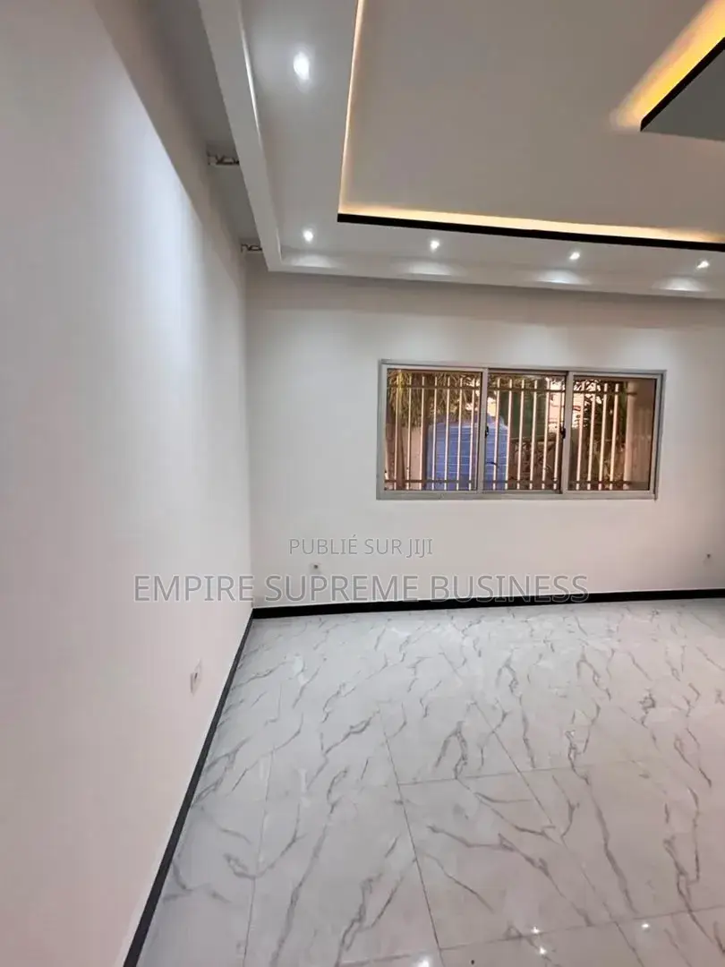 4chbre Villa dans Empire Supreme, Ngaliema à Louer