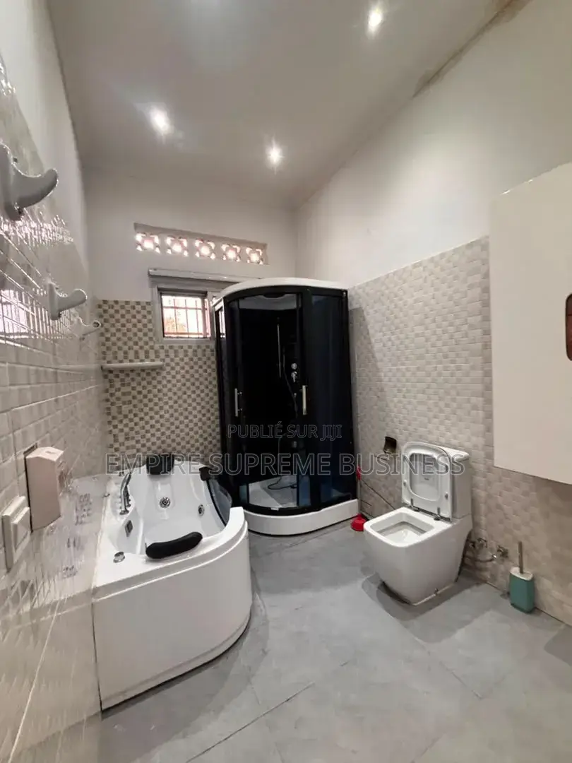 4chbre Villa dans Empire Supreme, Ngaliema à Louer