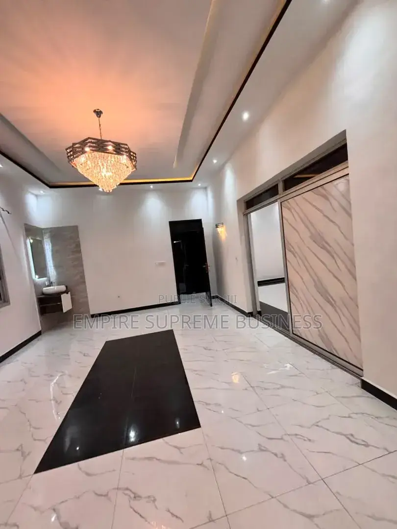 4chbre Villa dans Empire Supreme, Ngaliema à Louer